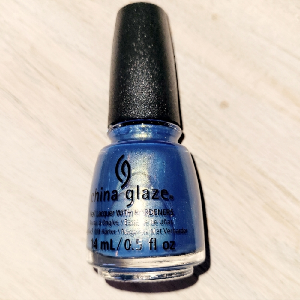 💙 NEW-China Glaze-#1493-Joy to the Waves